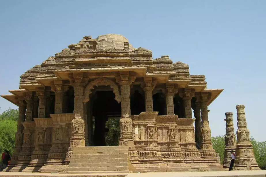 Dakshinaarka Temple